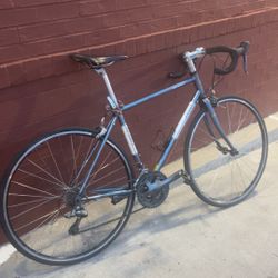 Jamis Quest Sport road Bike 