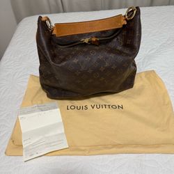 Louis Vuitton  Sully MM  Bag  Used
