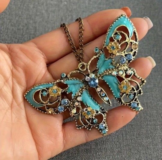 Vintage Turquoise Oil Dripping Butterfly Necklace 