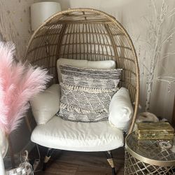 Wicker Egg Chair