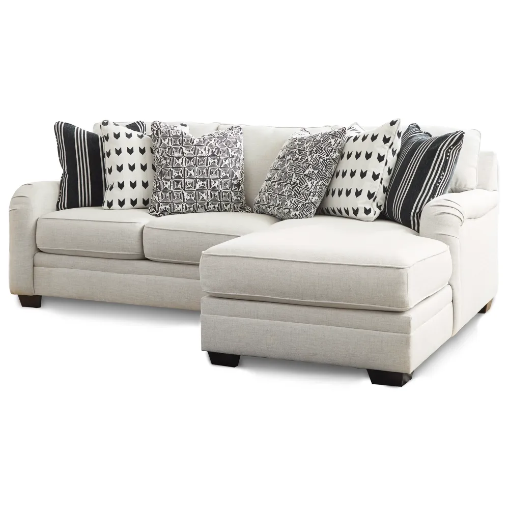 Huntsworth 2-Piece Sectional with Chaise Robust