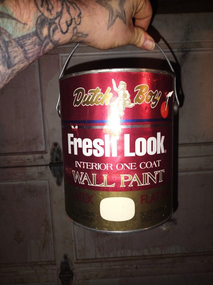 Dutch Boy Paint New 8 Cans