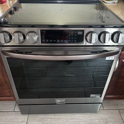 Electric Stove LG And Microwave LG