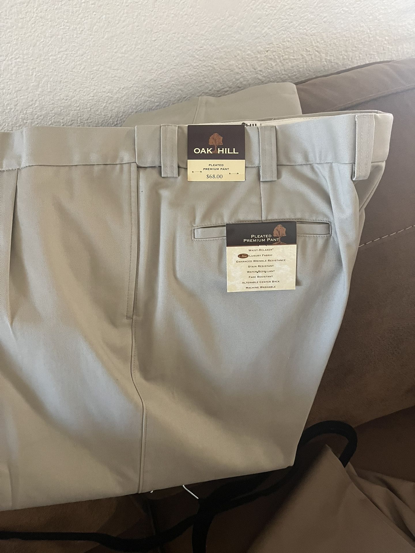 Mens Pleated Pants-New With Tags