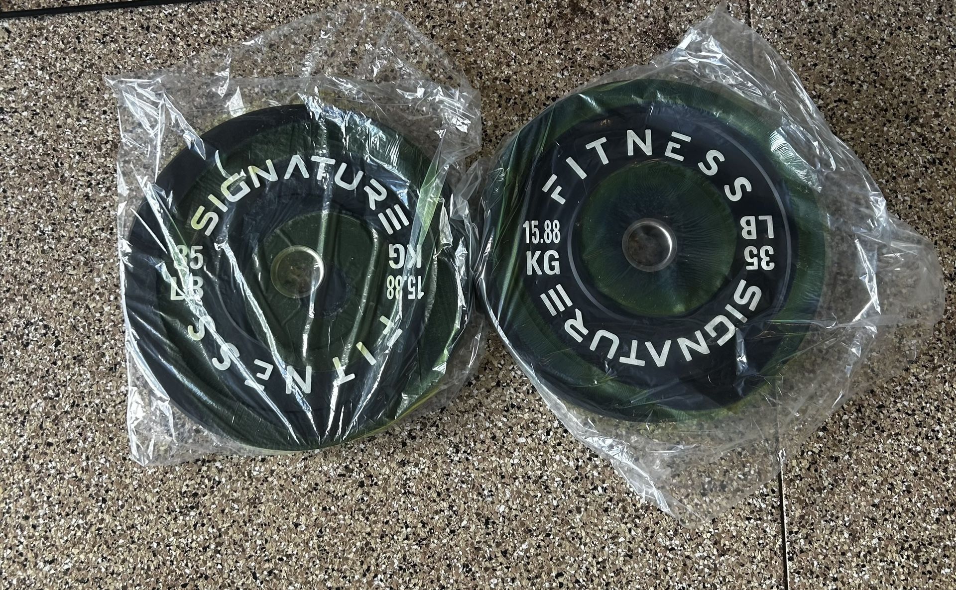 PAIR OF 35LB OLYMPIC BUMPER PLATES FOR WEIGHTLIFTING (New/Unused)