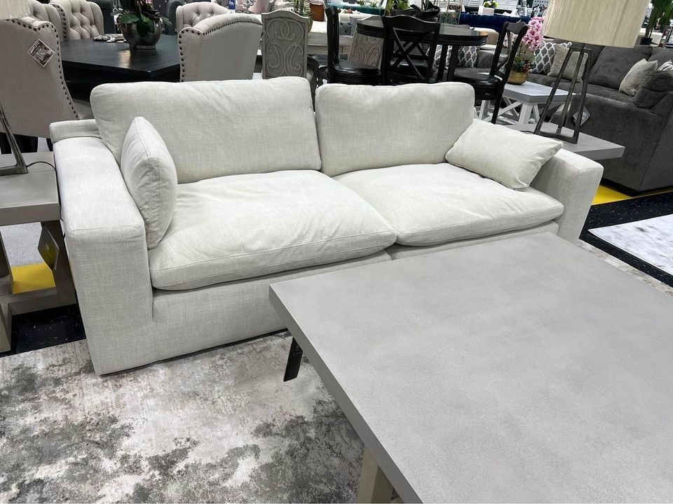 $10 Down Payment Finance 🕵🏼‍♀️New Elyza 2 Piece Sectional Loveseat