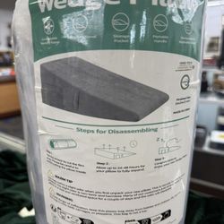 Wedge Pillow 