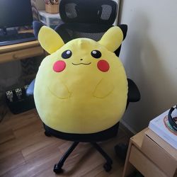 Jumbo Pikachu 