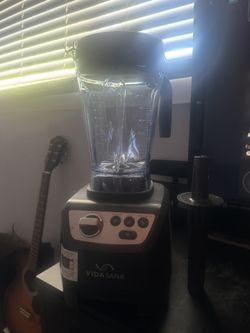 Princess House Vida Sana High-Power Blender Black