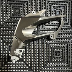 KAWASAKI NINJA 400 RIGHT SILVER COWLING FIN (contact info removed)44