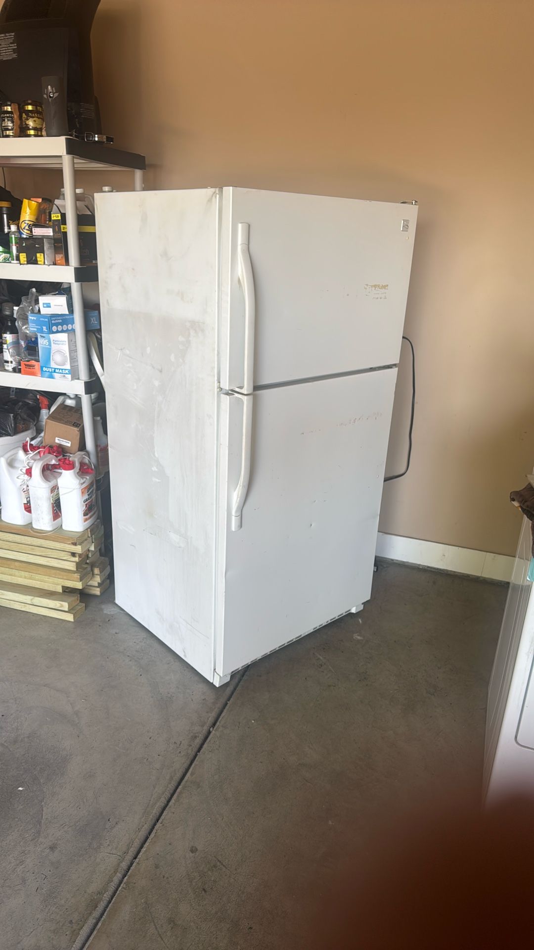 Refrigerator