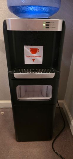 Water dispenser/Ice maker