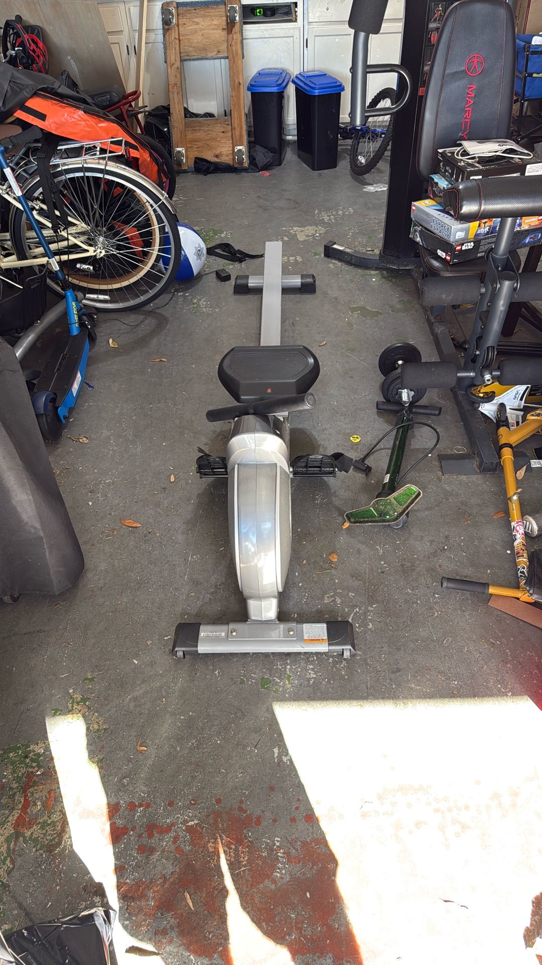 Sunny Brand Rowing Exercise Machine