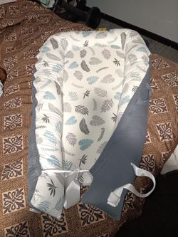 Baby lounger