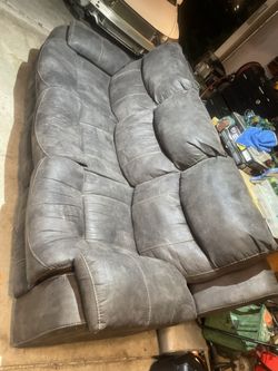 Oversized Couch With Recliners on each end