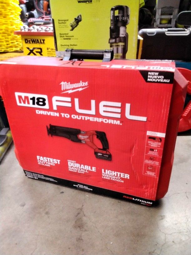 Milwaukee Ryobi Riding Makita Toro ECHO DEWALT METABO HONDA HUSKY STHIL LINCOLN ELECTRIC WELDER FLEXVOLT BLACK-DEKER CRAFTSMAN BOSCH