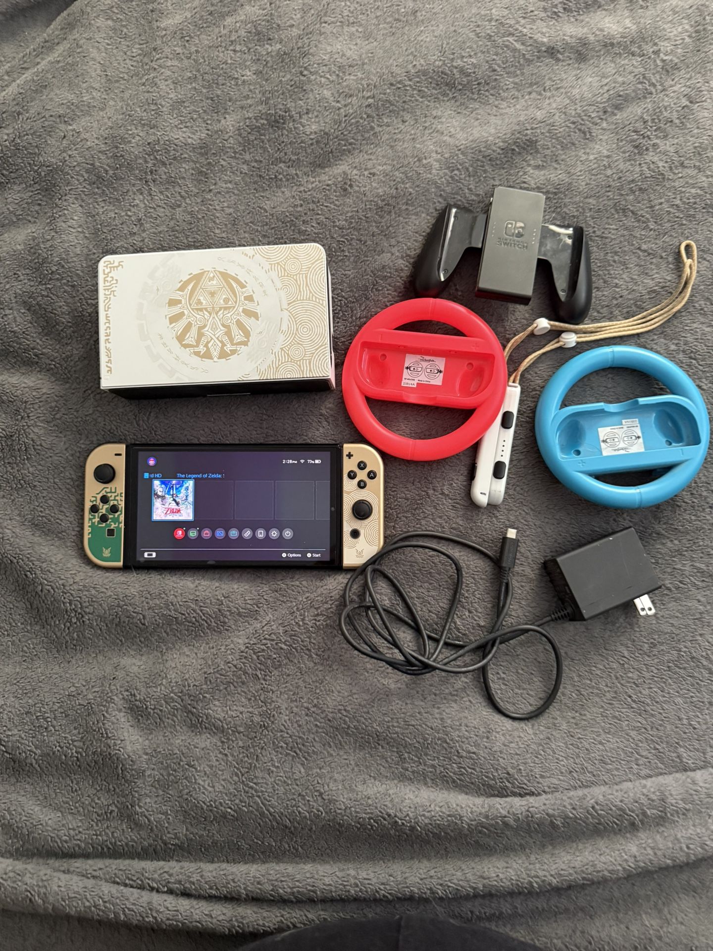 TotK Special Edition Oled Switch With Skyward Sword 