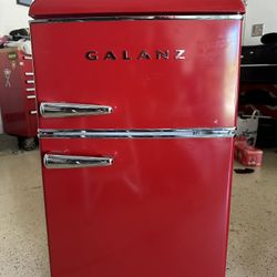 Refrigerator (Galanz) College Size
