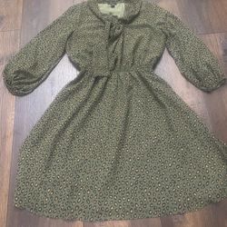 Womans Green Dress Shirt Size XS By Ann Taylor #16