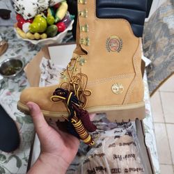 DS TIMBERLAND X KITH X TOMMY HILFIGER  MEN  SIZE 10