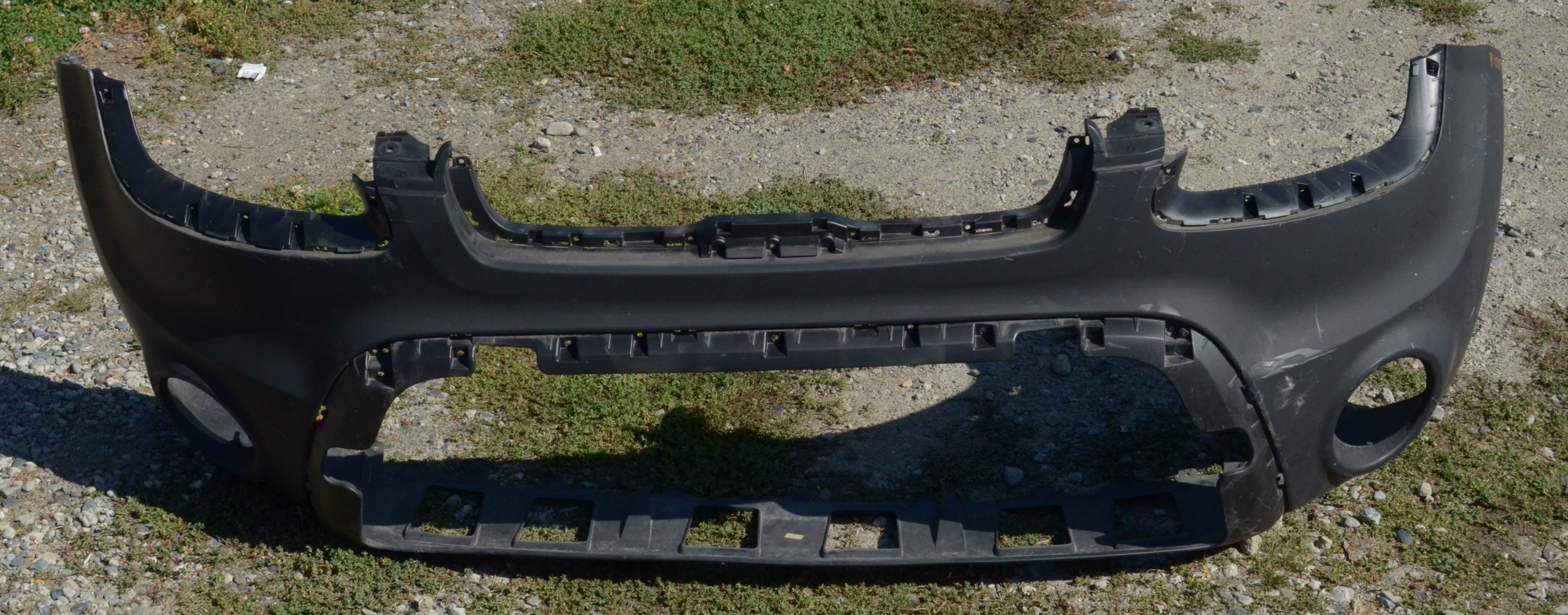 USED REF#U0162 || 2012-2013 KIA SOUL || FRONT BUMPER COVER ONLY