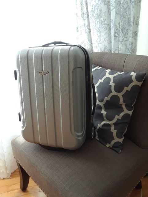 GREY Suitcase Travel Select