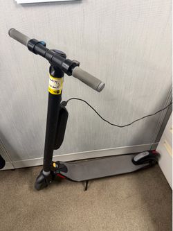 Segway Ninebot ES4 electric scooter - works great!