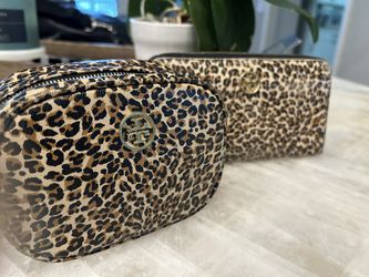 Tory Burch Wallet And Makeup Case