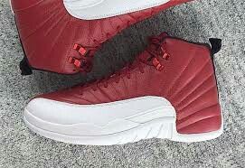 Jordan 12 'Alternate