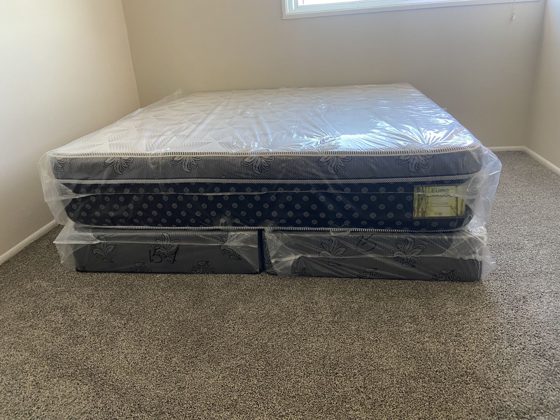 Queen Mattress Come With Free Box Spring - Free Delivery 🚚 Today To Reasonable Distance