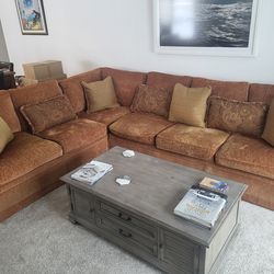 7' x 9' Sectional Sofa - Good condition.