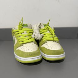 Nike sb Green Apples size 10