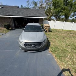 2014 Ford Taurus