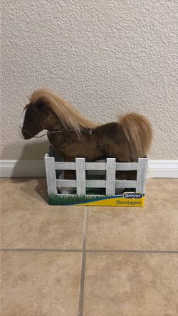 Breyer Showstoppers Stuffed Horse