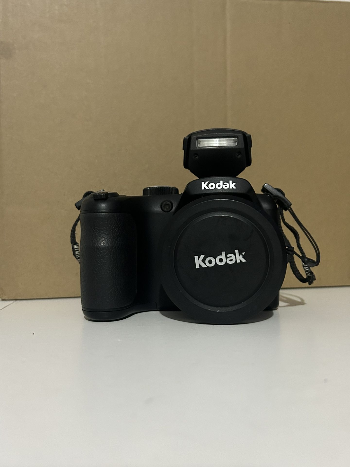 Kodak PixPro Az252