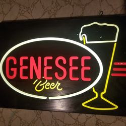 Genesee Wall Light Decor 