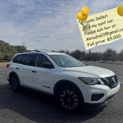 Family-Friendly 2019 Nissan Pathfinder – Low Miles