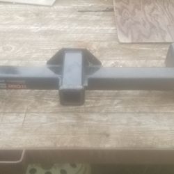 Trailer Hitch 2" Curtis. Black