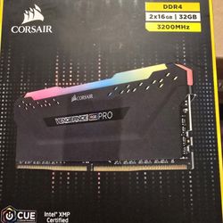 CORSAIR VENGEANCE RGB PRO DDR4 2x16gb 32g 