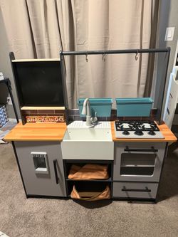 Kids Kitchen