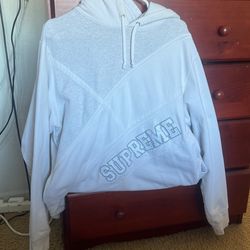 Supreme Hoodie