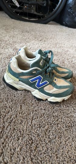 (Used) New balances Size 2 boys