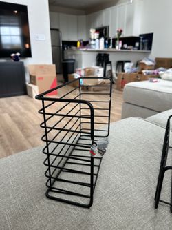 Cabinet door organizer (2)