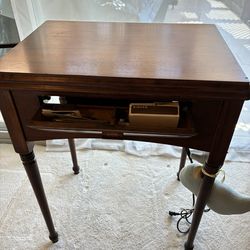 Singer sewing machine from 1941