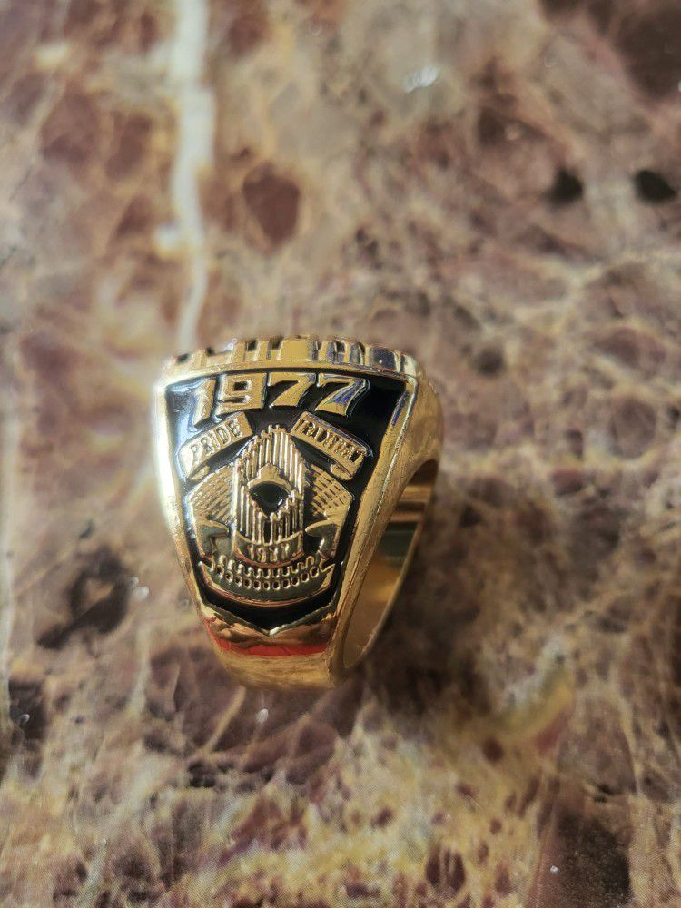 Yankees World champion 1977 Ring