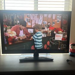 LG 48” TV