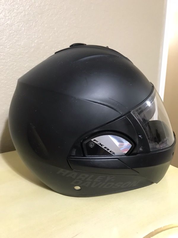 Harley Davidson FXRG dual homologated helmet