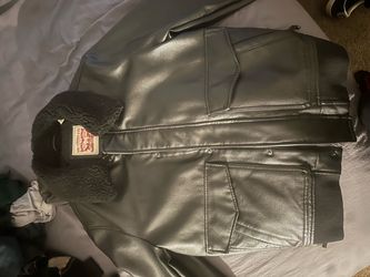 Levi’s faux bomber leather jacket/ Levi’s men’s jacket