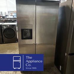 Frigidaire SXS Refrigerator