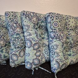 Outdoor Chair Cushions - S Hill Puyallup